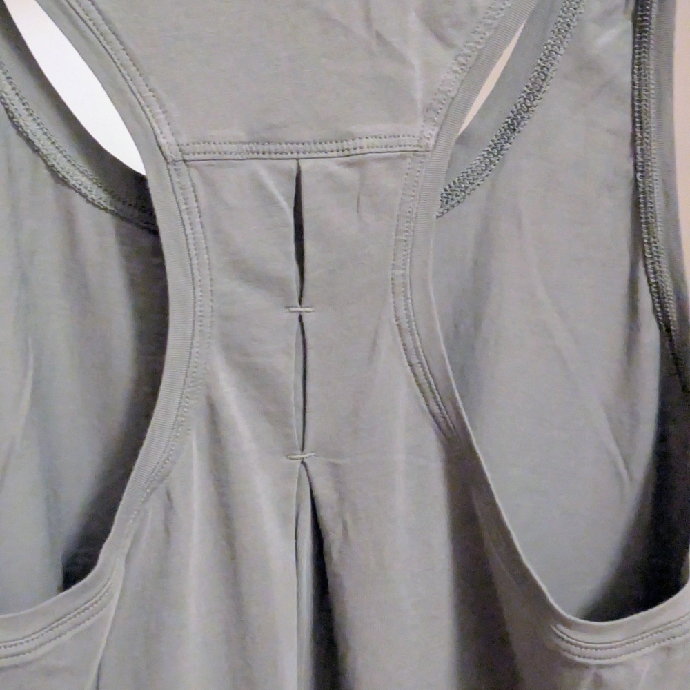 Lululemon Love tank Rhino Grey Size 6 - Picture 3 of 5